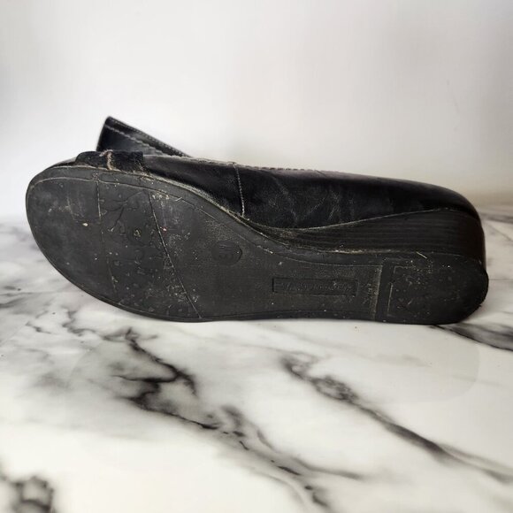 🎊3 FOR $10  AMERICAN EAGLE WOMENS SIZE 8W BLACK WEDGE HEELS WITH BOW ON TOE - Picture 2 of 9